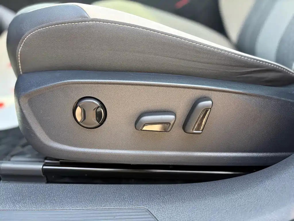 Volkswagen ID.4 Crozz — миниатюра 6