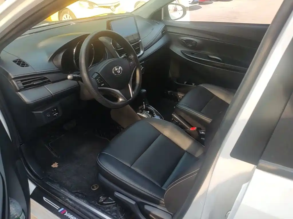 Toyota Yaris L — миниатюра 15