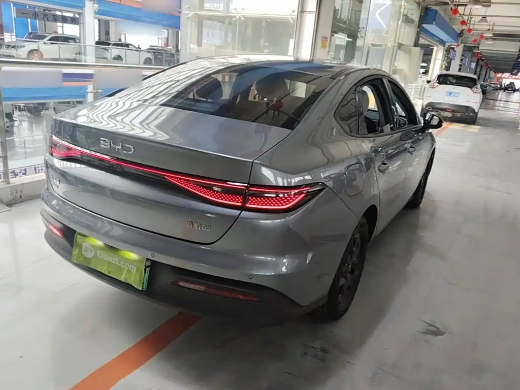 BYD Seal 05 DM-i — миниатюра 7