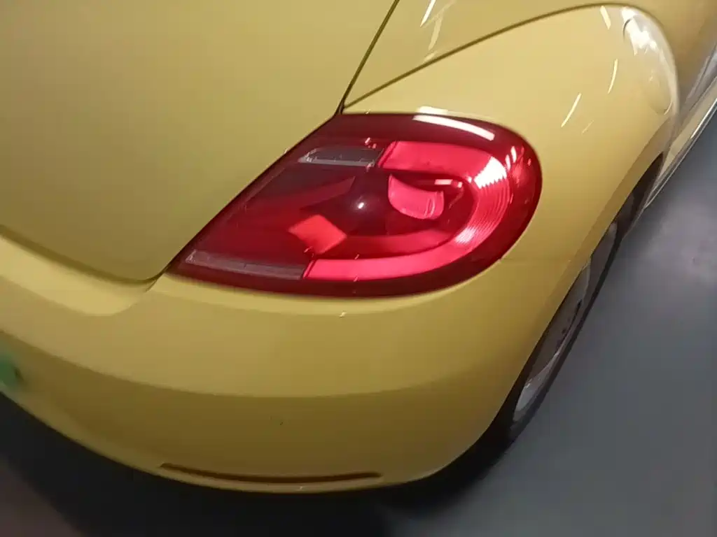Volkswagen Beetle — миниатюра 8