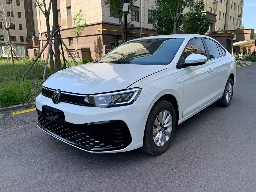 Volkswagen Lavida — миниатюра 2