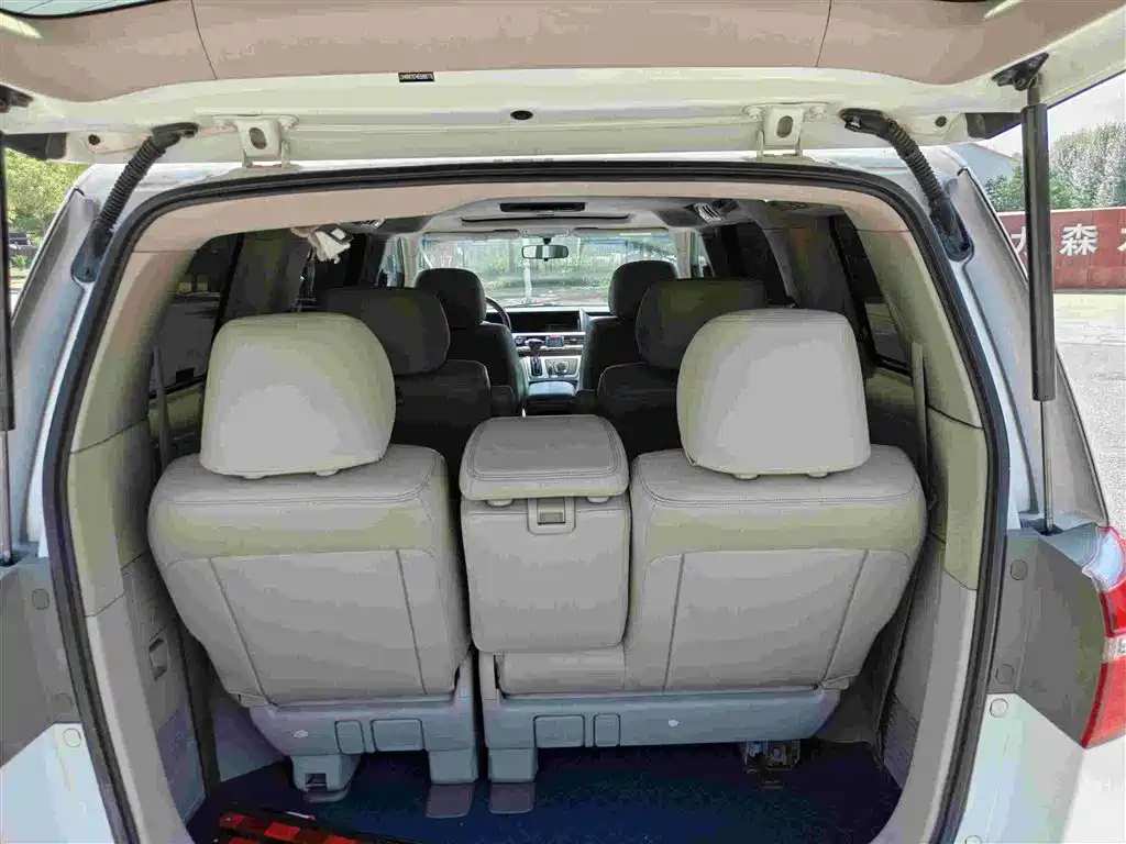 Honda Elysion — миниатюра 7