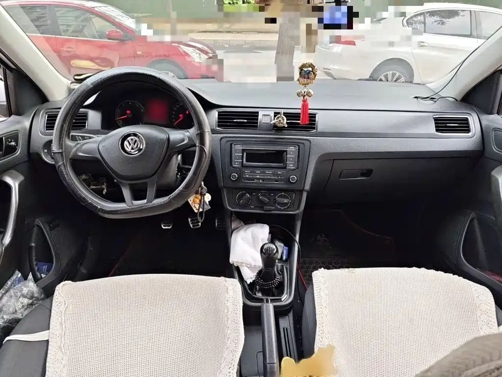 Volkswagen Santana — миниатюра 13