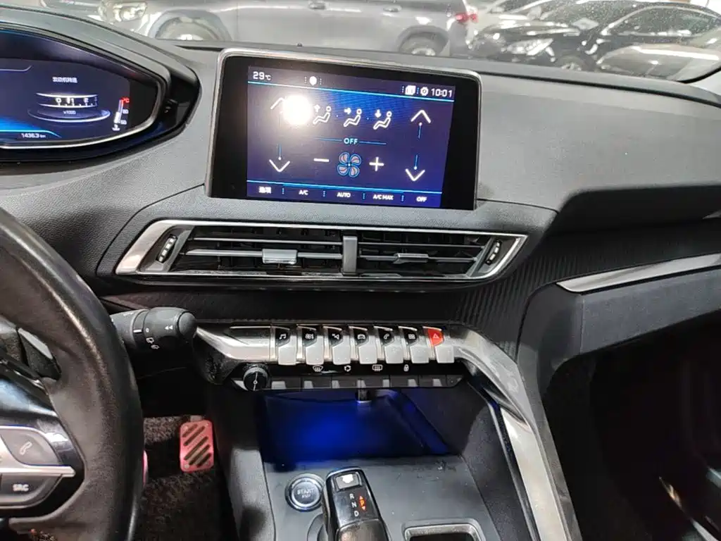 Peugeot 4008 — миниатюра 9