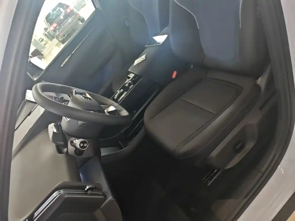 Volvo EX30 — миниатюра 15