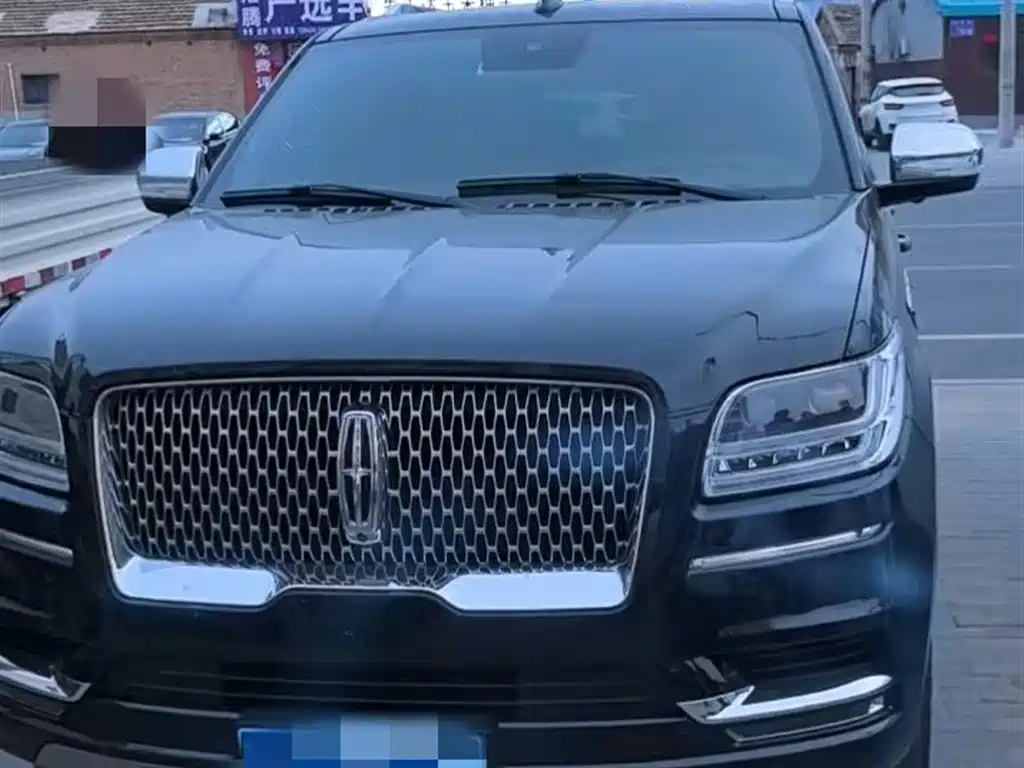 Lincoln Navigator 2022