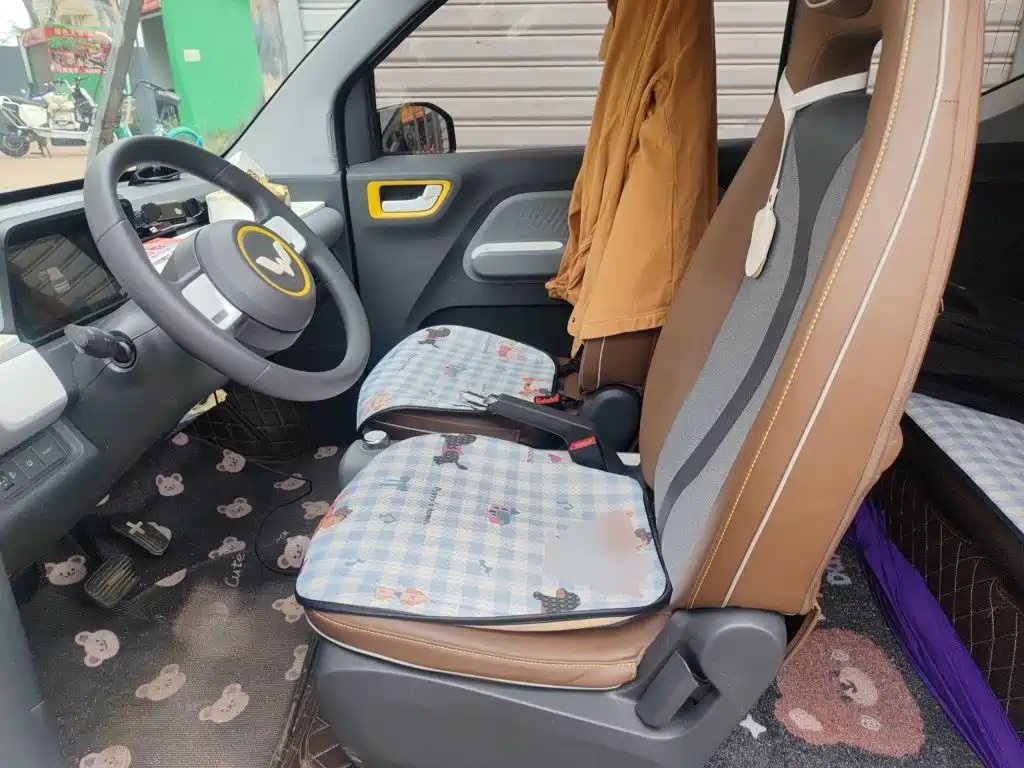 Wuling MINIEV — миниатюра 11