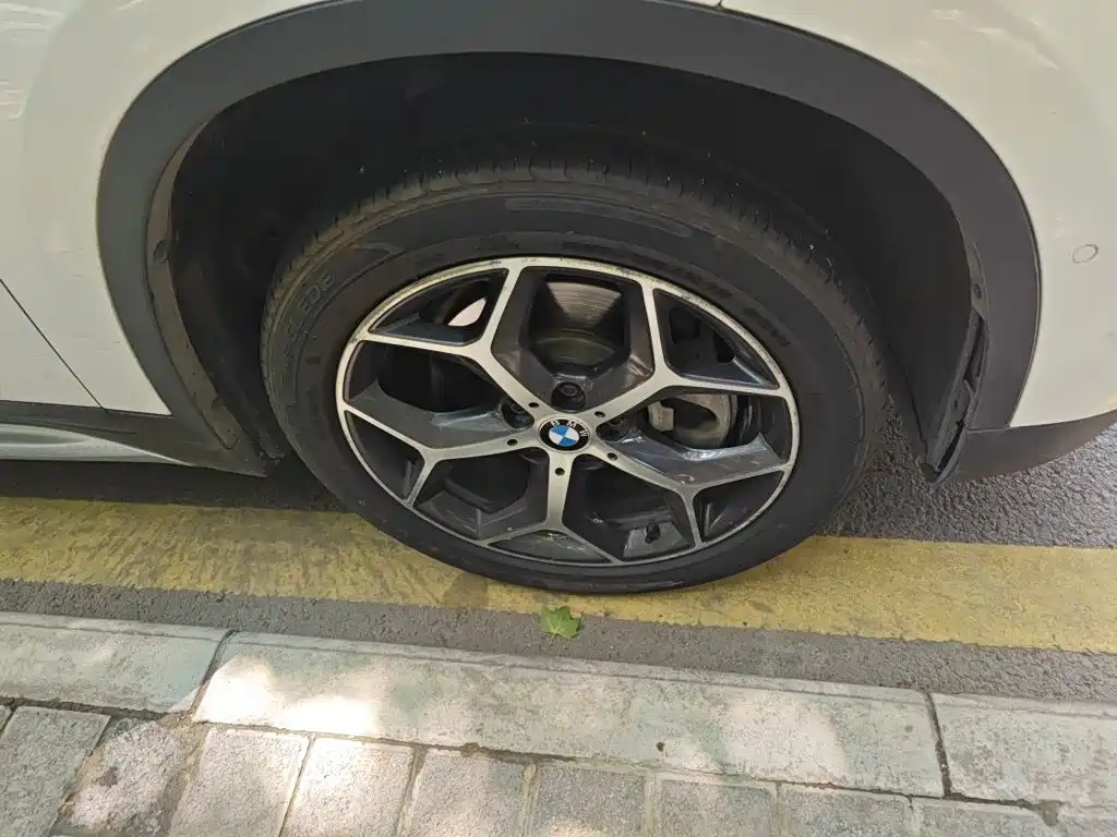 BMW X1 — миниатюра 8