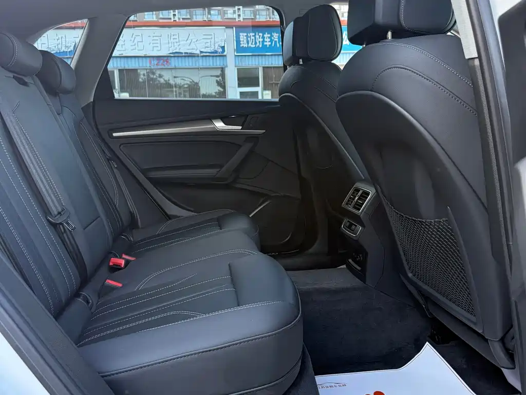 Audi Q5L — миниатюра 15