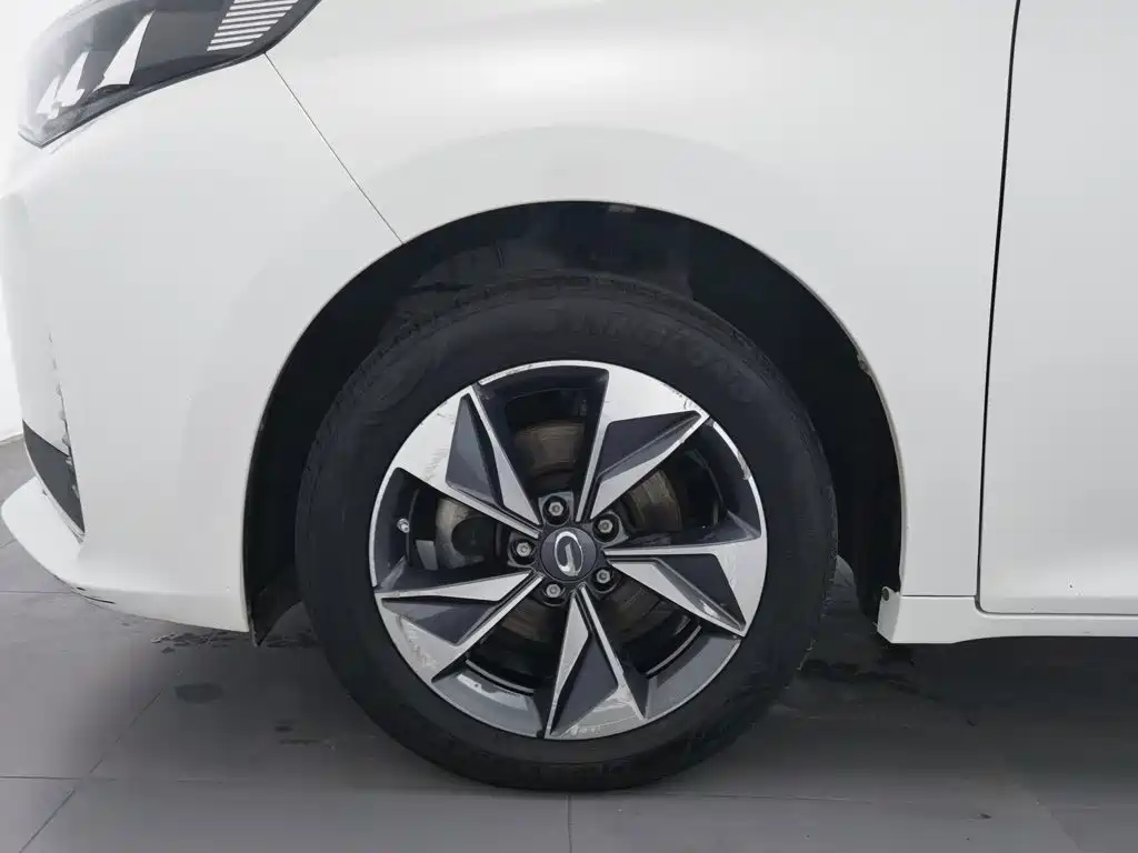 GAC Motor Trumpchi M6 — миниатюра 17