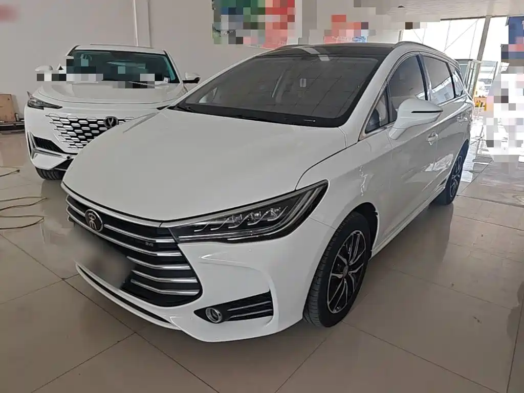 BYD MAX — миниатюра 2