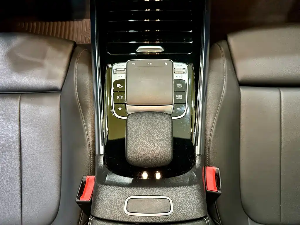 Mercedes-Benz B-Class — миниатюра 16