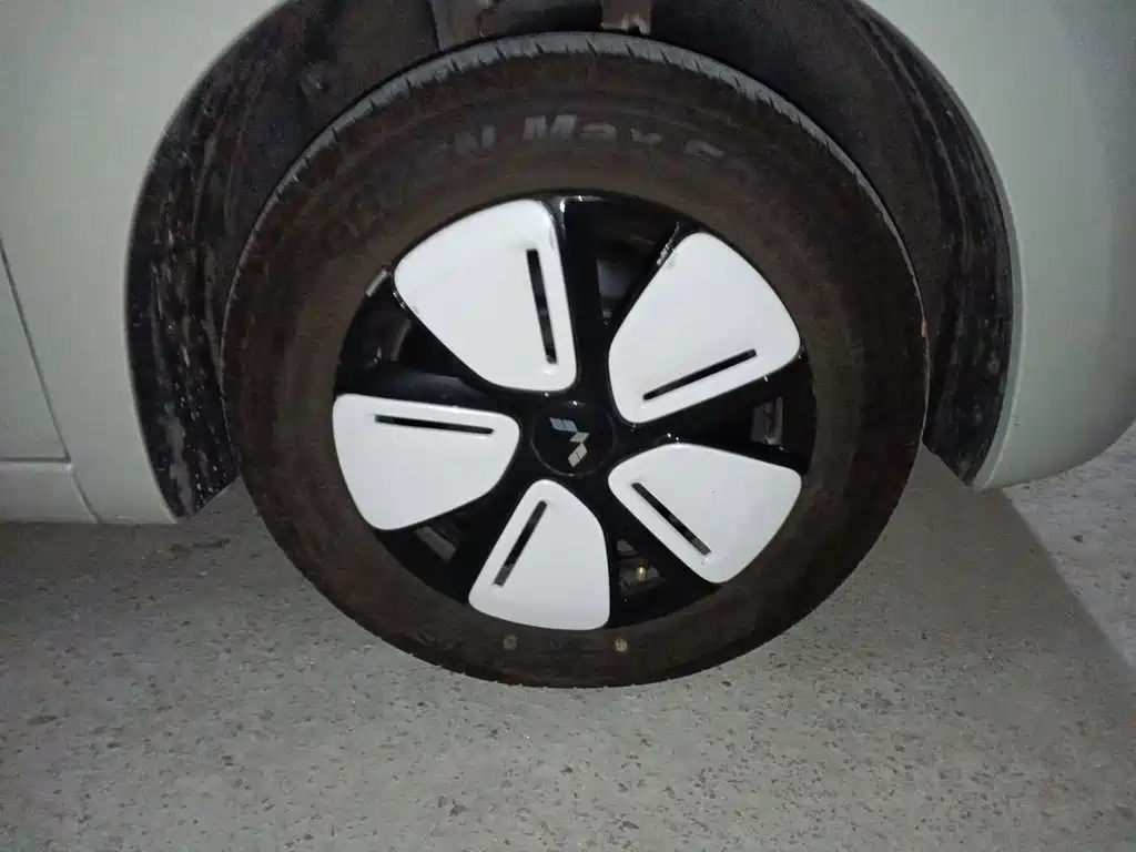 Wuling MINIEV — миниатюра 23