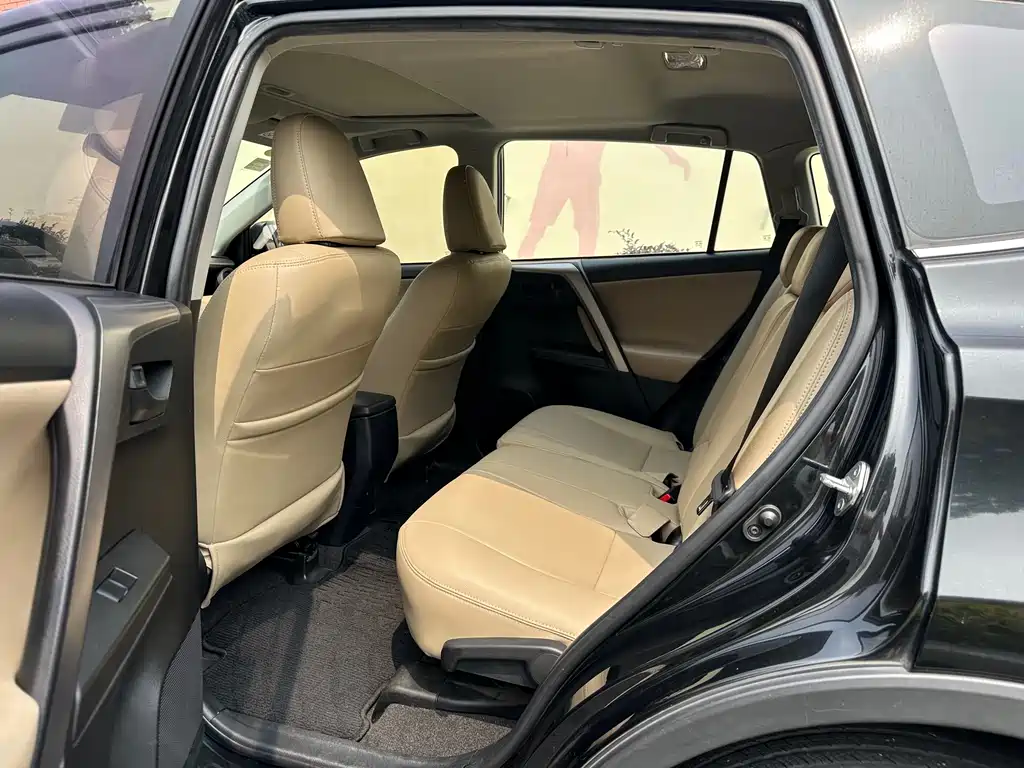 TOYOTA RAV4 RONGFANG