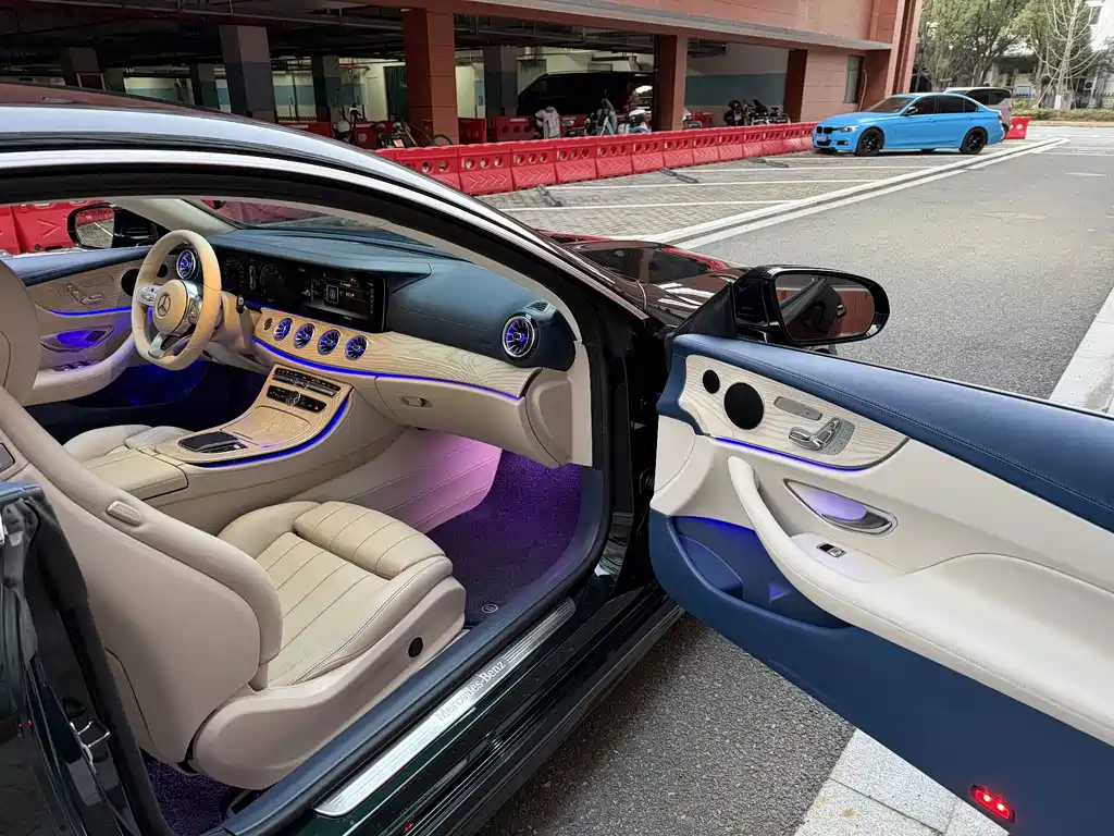 Mercedes-Benz E-Class (Import) — миниатюра 27