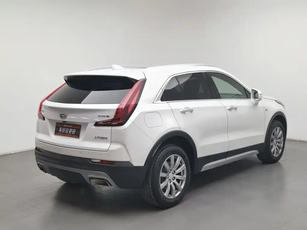 Cadillac XT4 — миниатюра 2
