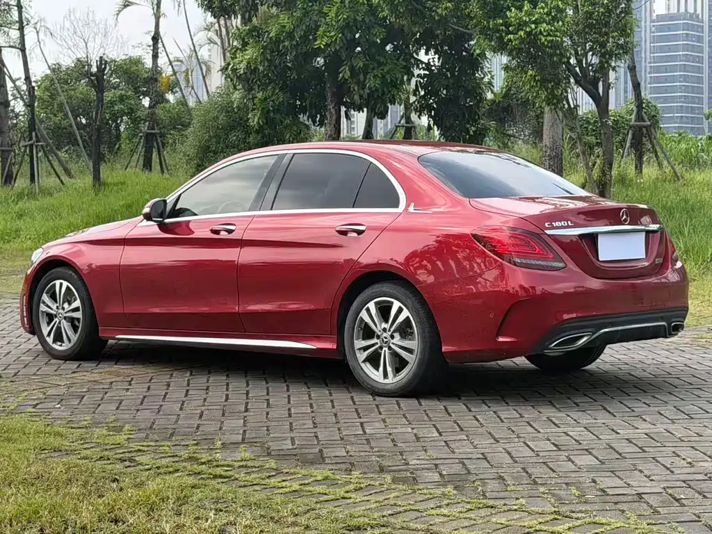 Mercedes-Benz C-Class — миниатюра 7