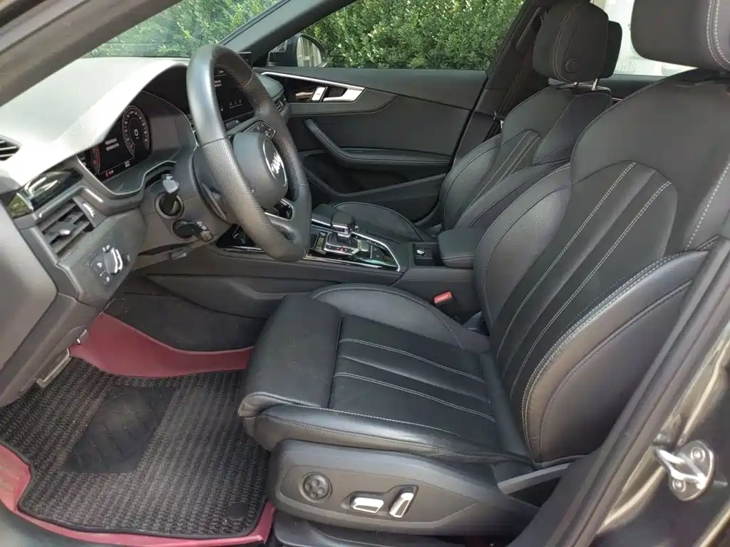 Audi A4L — миниатюра 8
