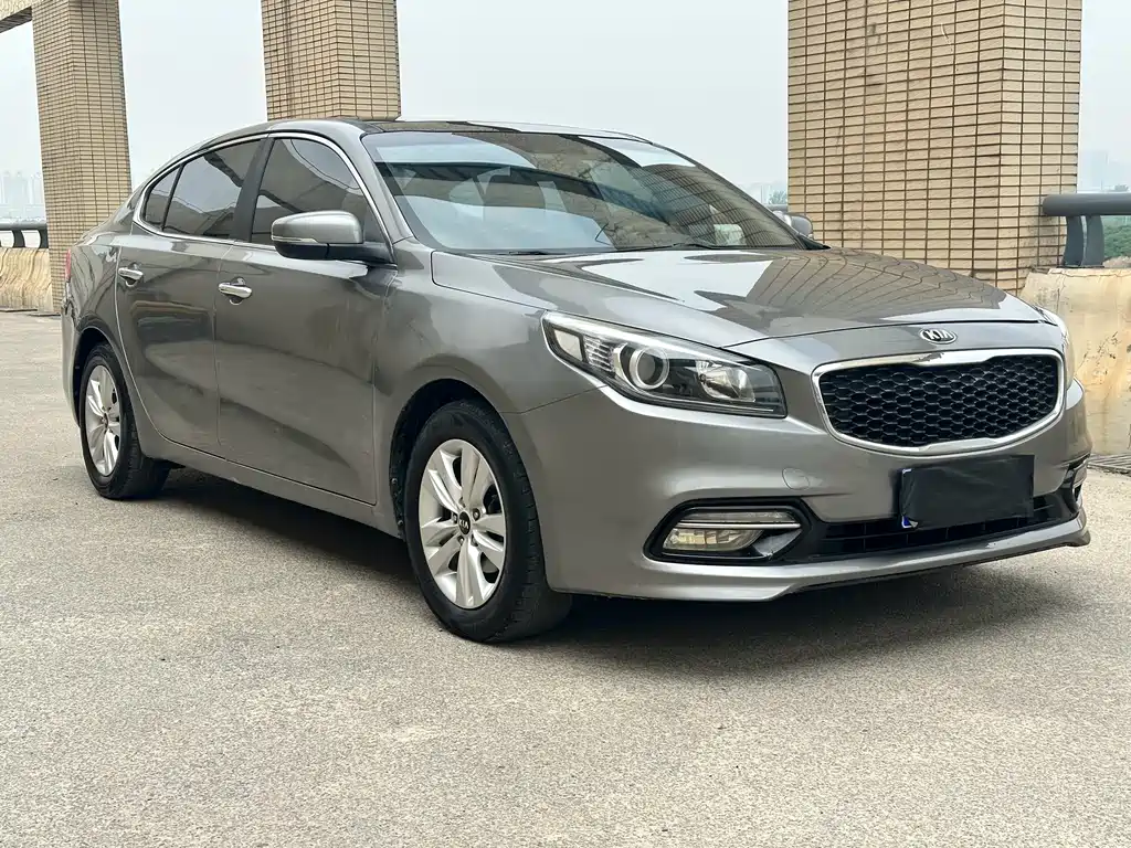 Kia K4 2014 1.8L AT GLS