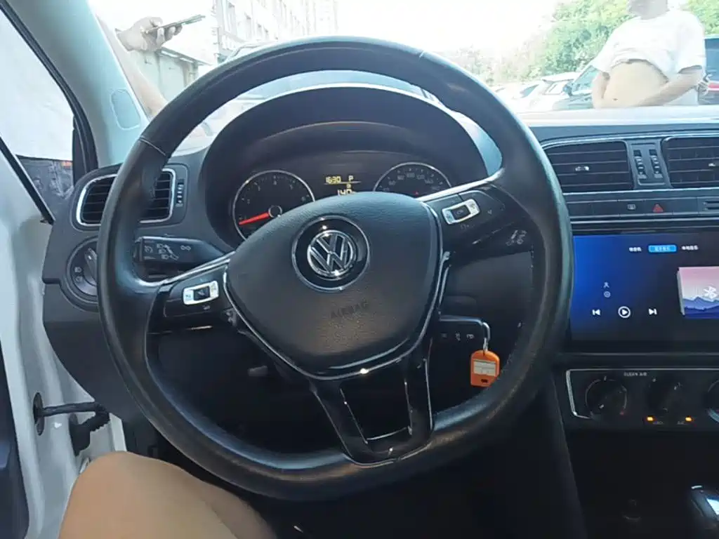 Volkswagen Polo — миниатюра 11