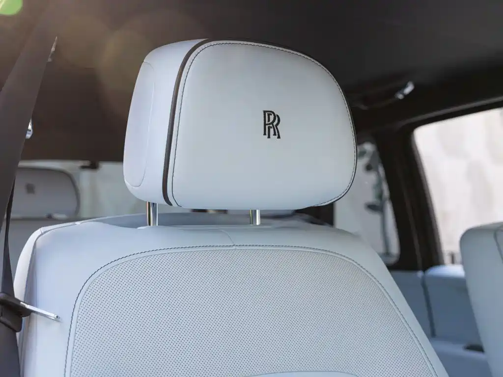 Rolls-Royce Cullinan — миниатюра 22