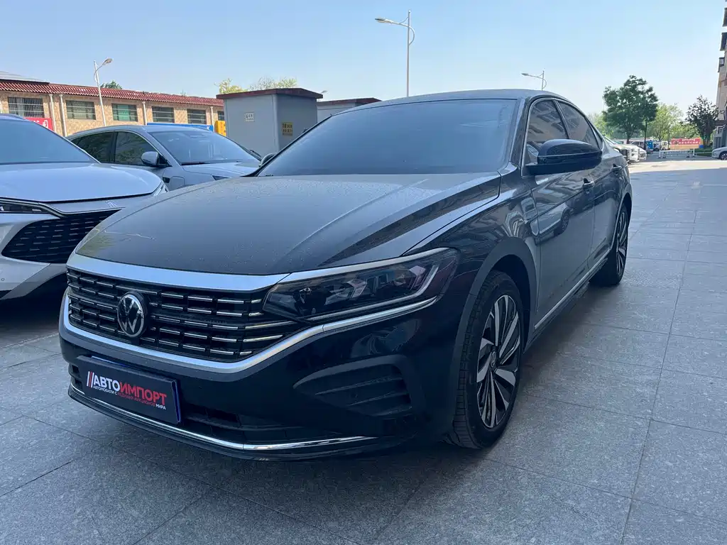 Volkswagen Passat 2024