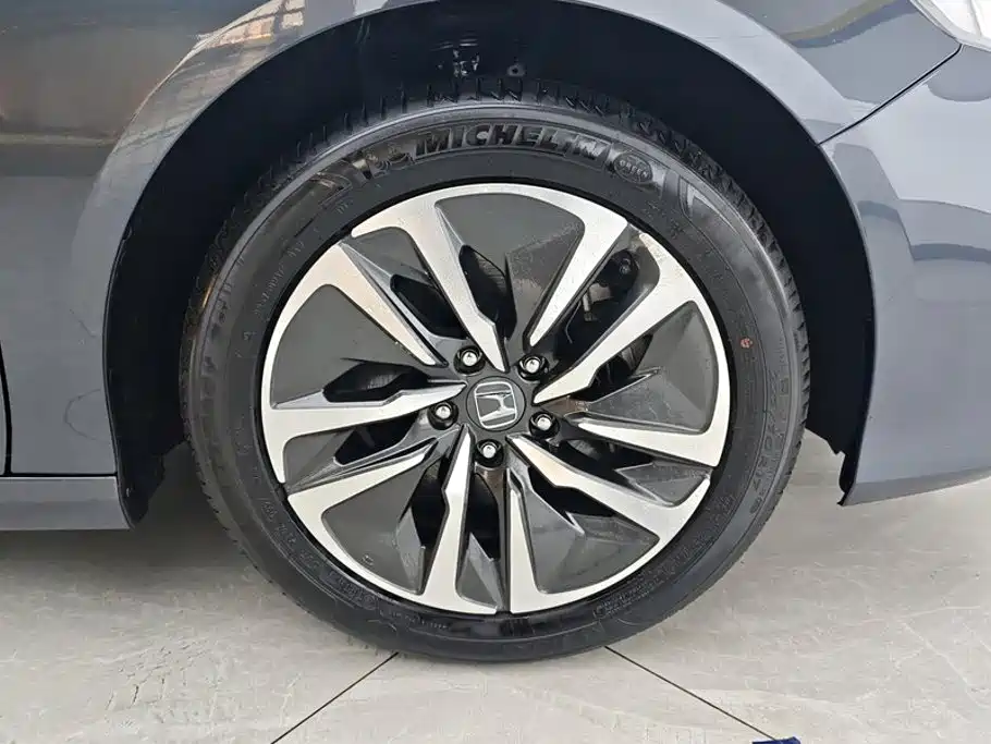 Honda Accord — миниатюра 6
