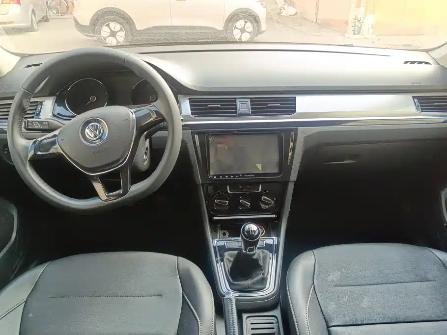 Volkswagen Bora — миниатюра 12