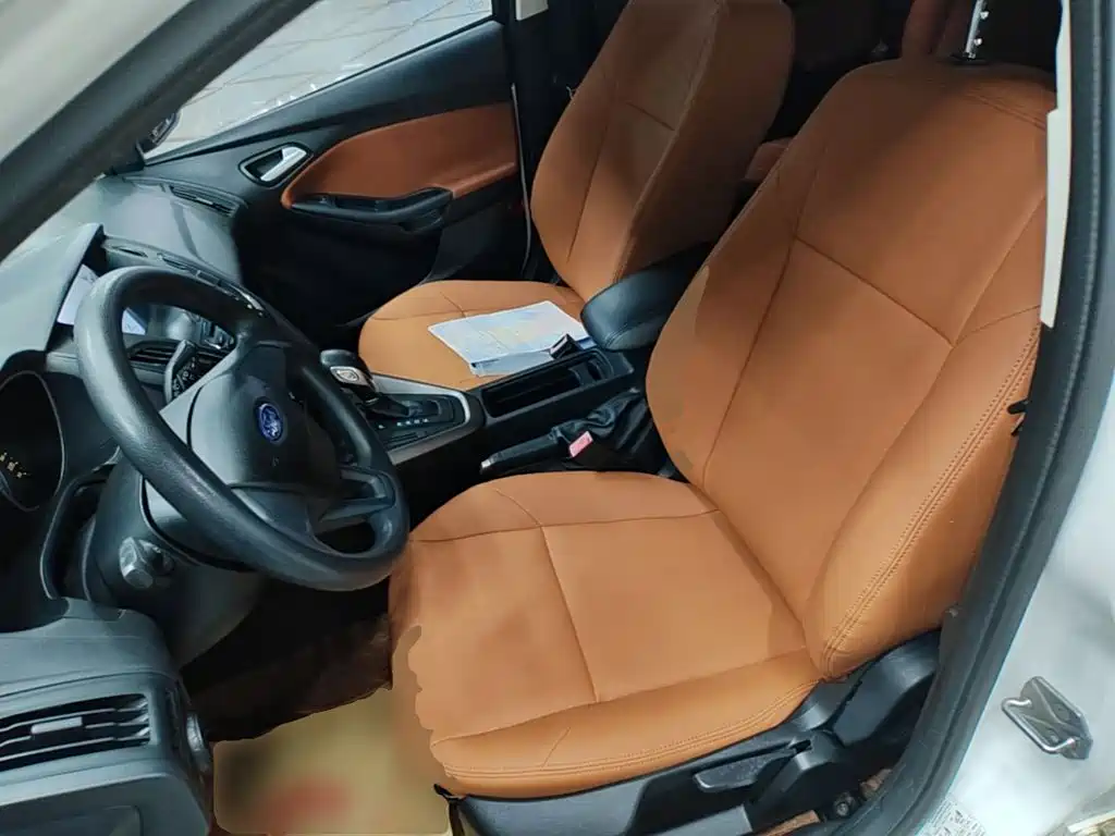 Ford Focus — миниатюра 15