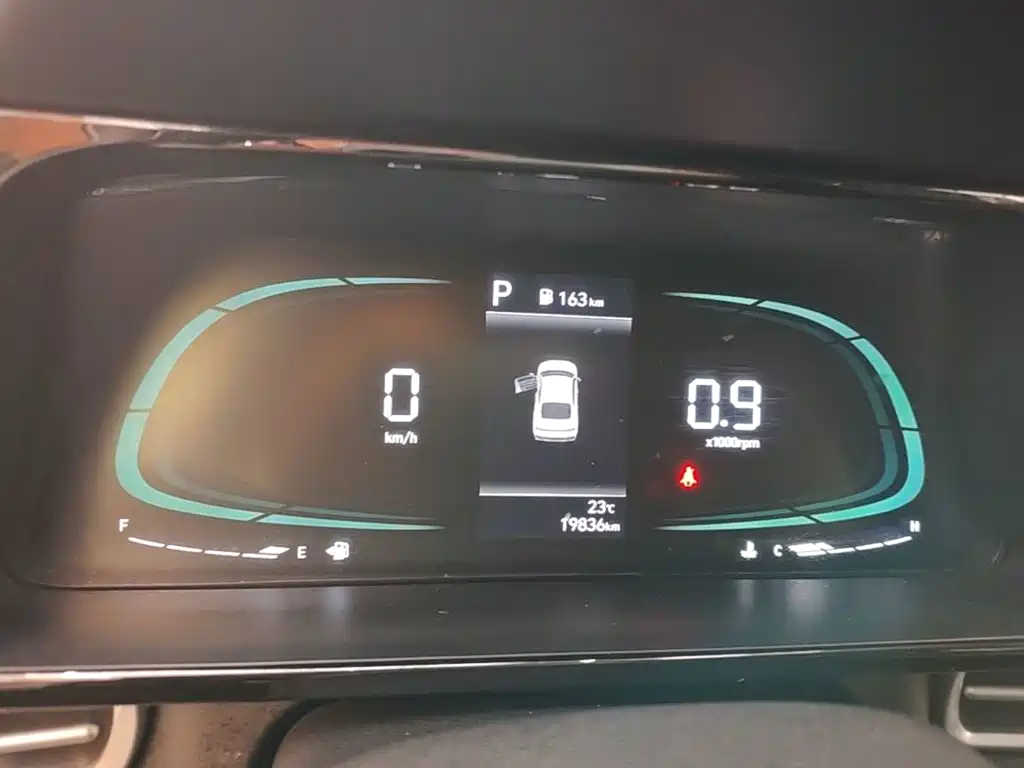 Hyundai Elantra — миниатюра 12