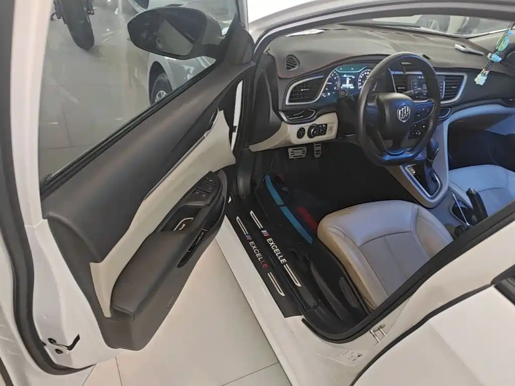 Buick Excelle — миниатюра 16