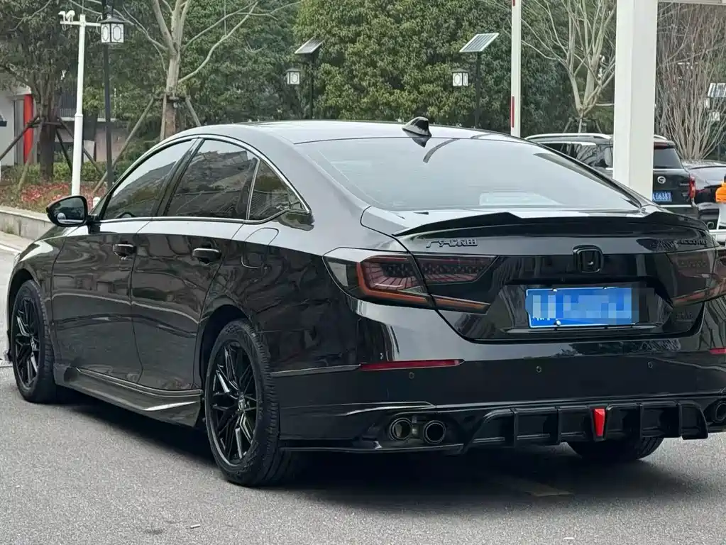 Honda Accord — миниатюра 7
