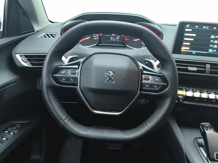 PEUGEOT 4008