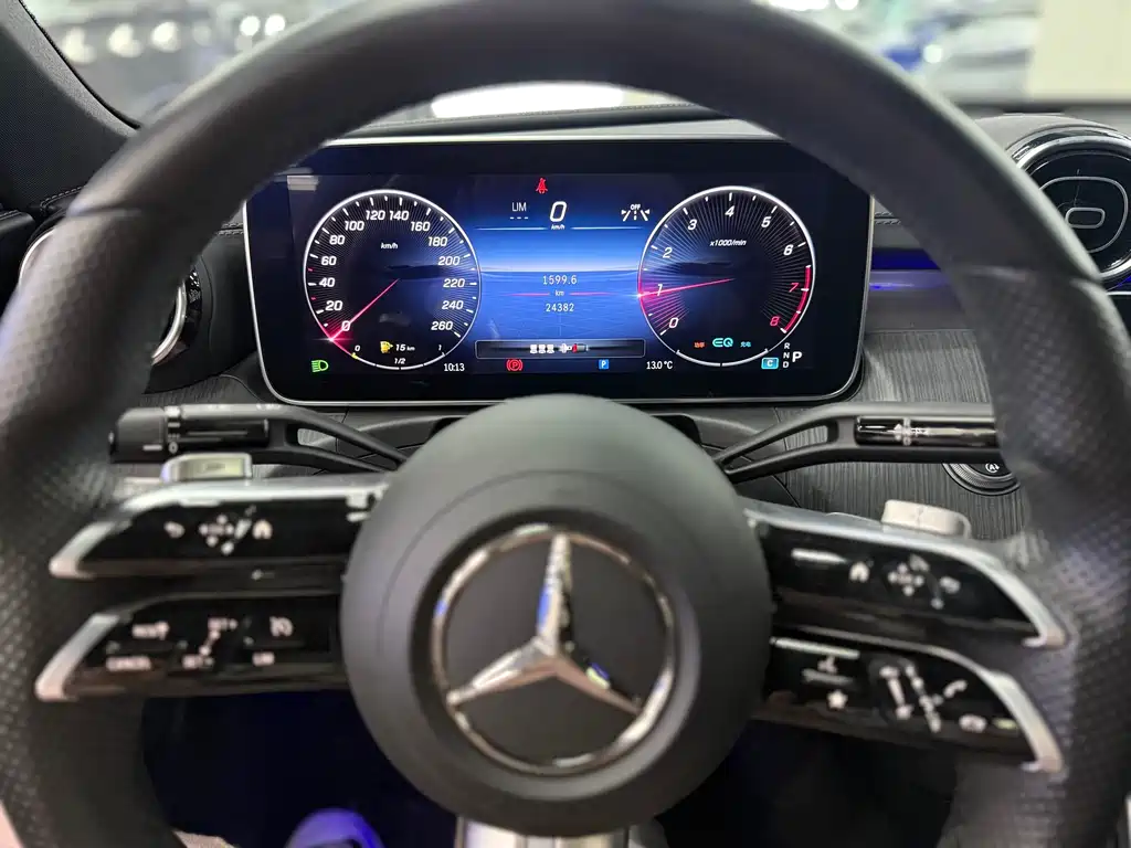 MERCEDES-BENZ C CLASS