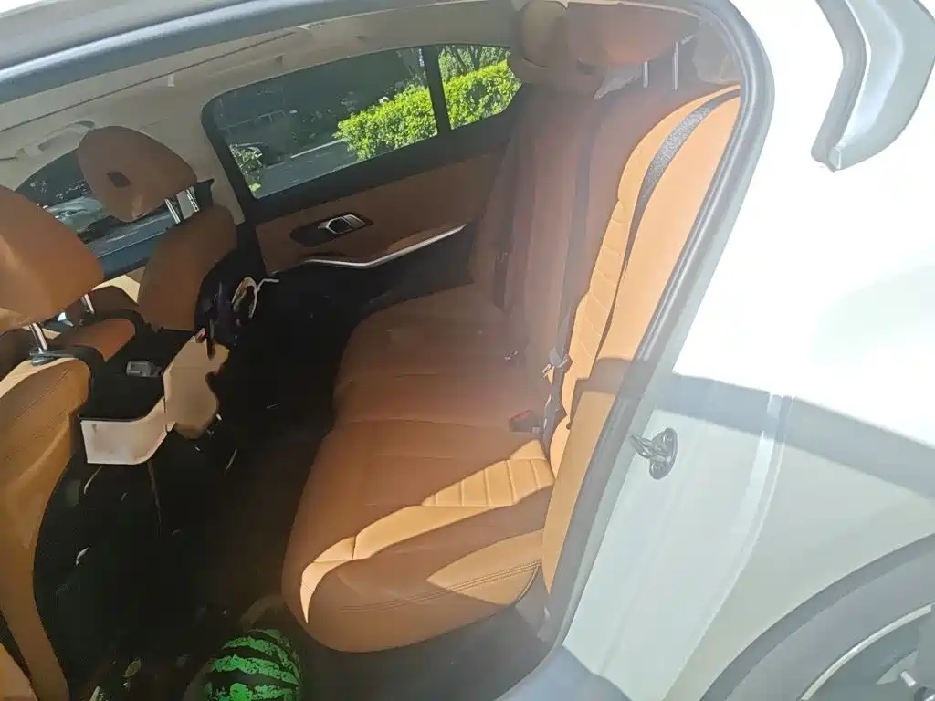 BMW 3 Series — миниатюра 15