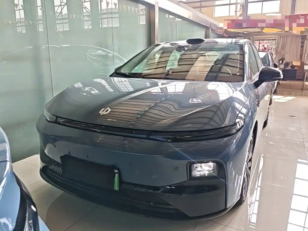 Leapmotor Leapmotor B01 — миниатюра 3