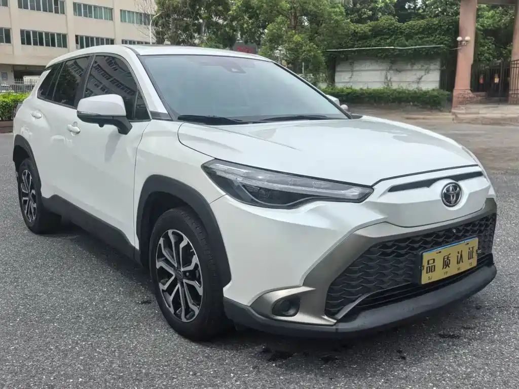 Toyota Frontlander — миниатюра 2