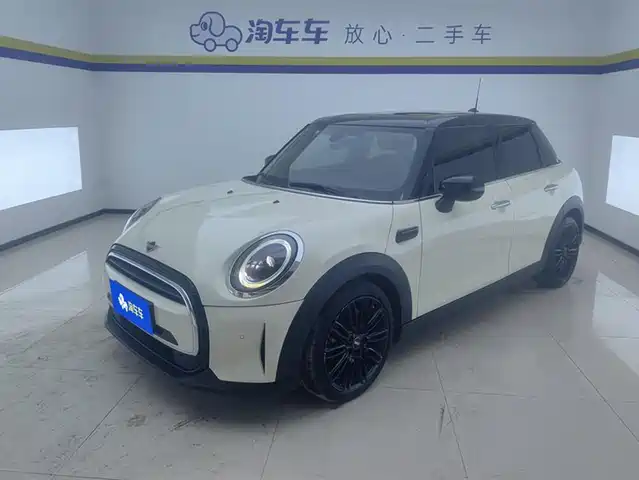 MINI 
