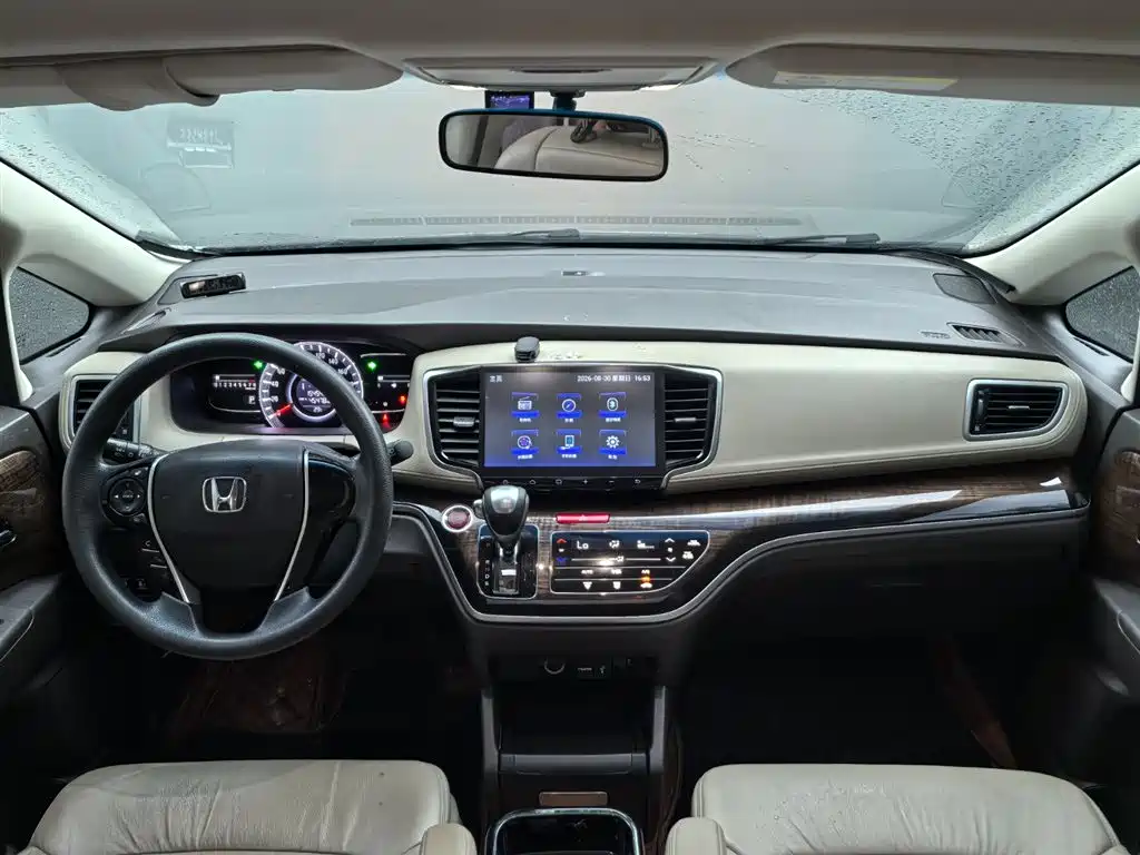 Honda Odyssey — миниатюра 7
