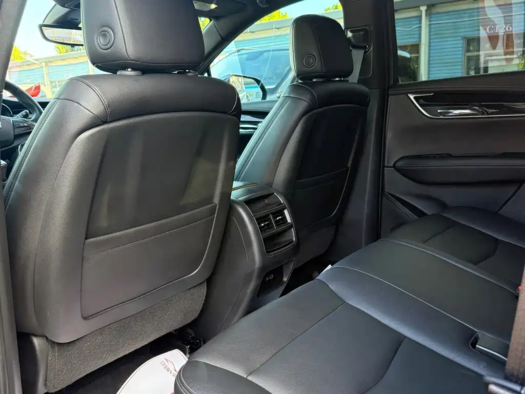 Cadillac XT5 — миниатюра 13