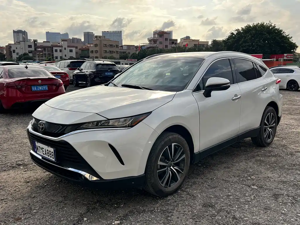 Toyota Harrier 2022 2.0L CVT Premium