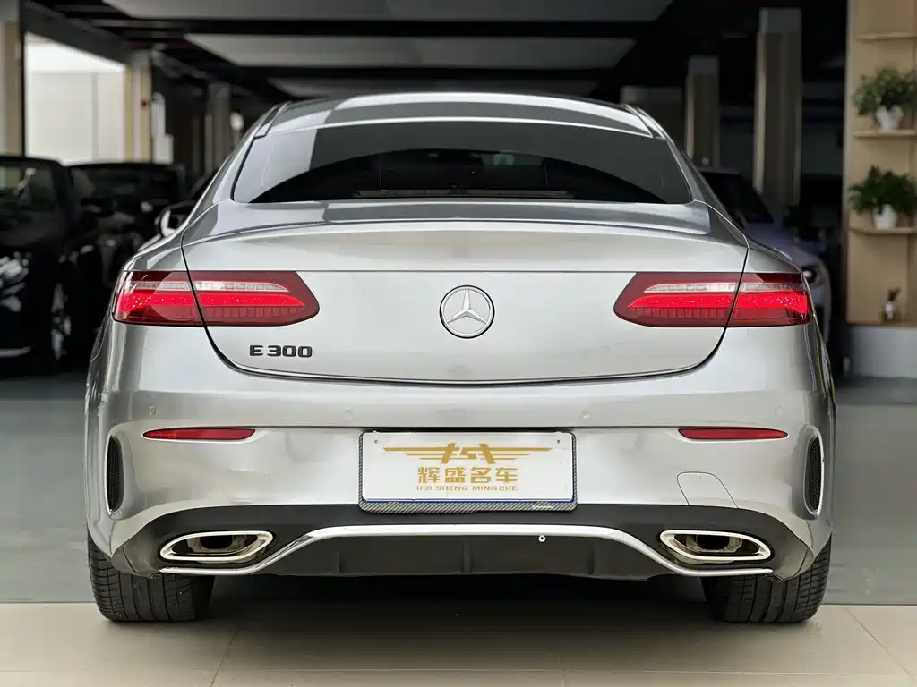 Mercedes-Benz E-Class (Import) — миниатюра 4