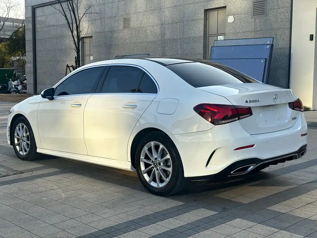 MERCEDES-BENZ A CLASS