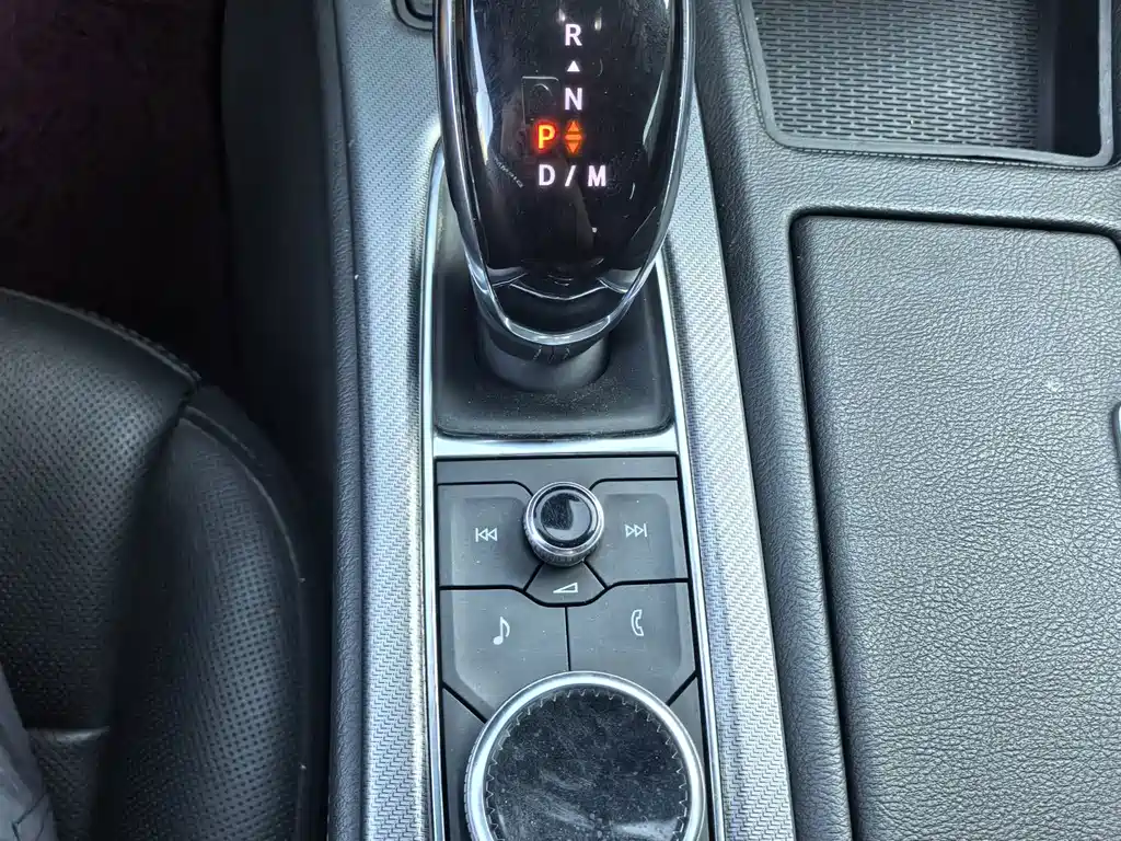 Cadillac CT5 — миниатюра 13