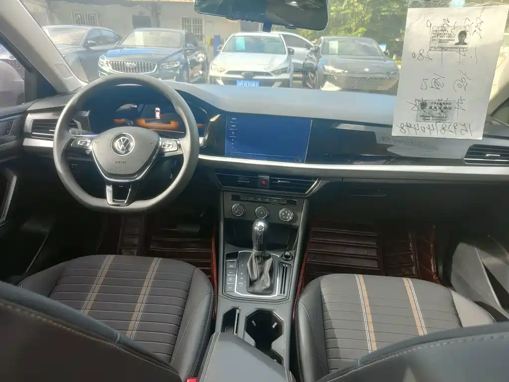 Volkswagen Lavida — миниатюра 8