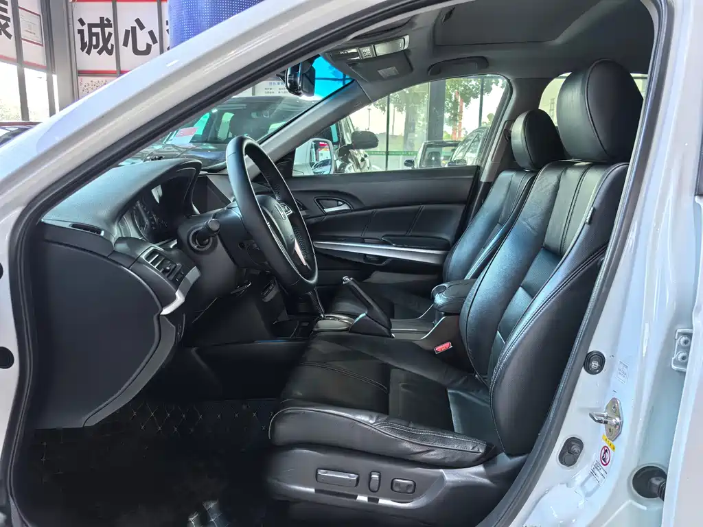 Honda Crosstour — миниатюра 8
