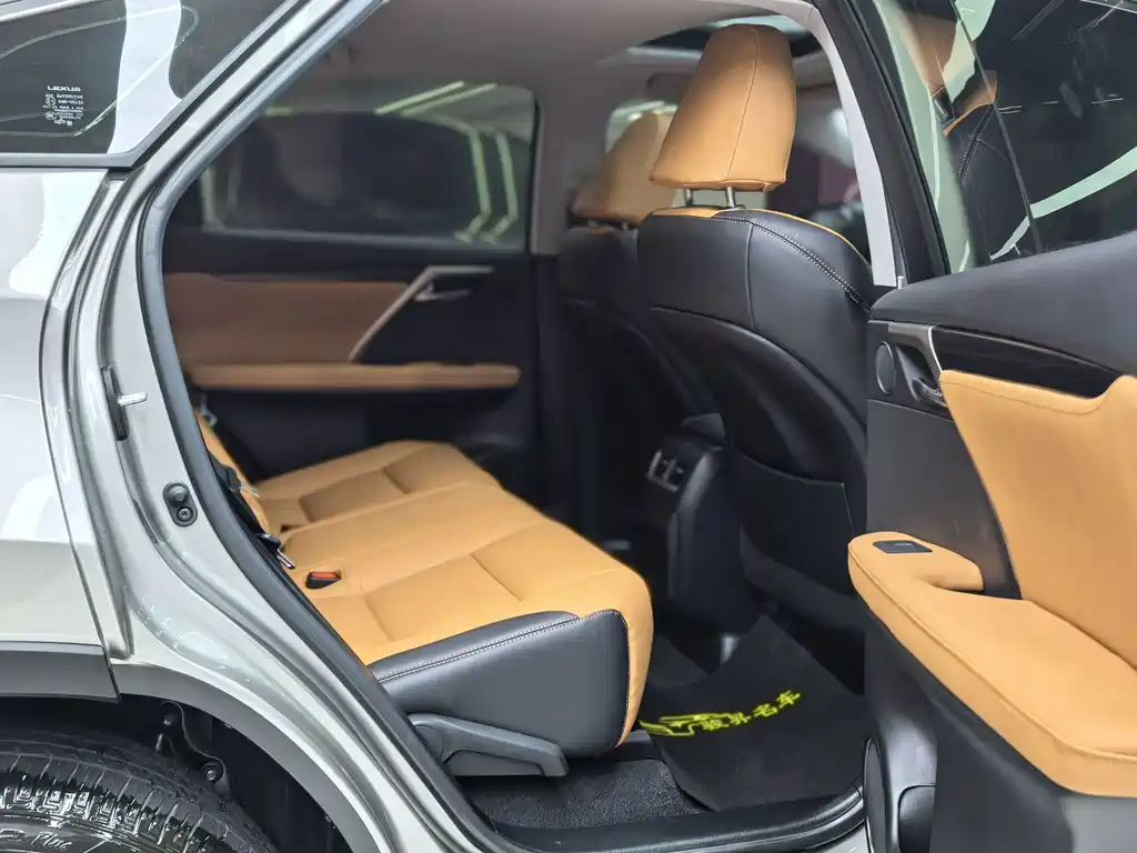 Lexus RX — миниатюра 13