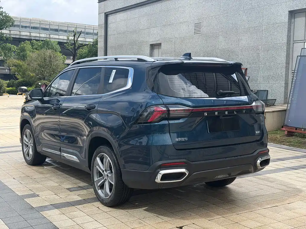 Geely Haoyue L — миниатюра 7