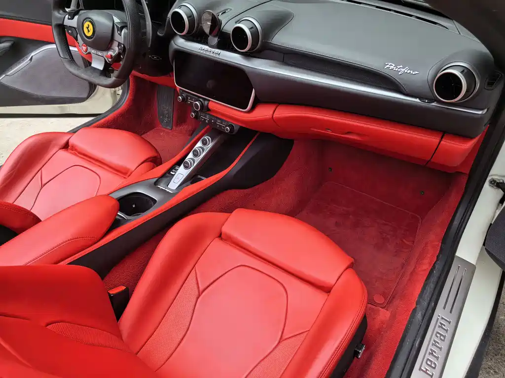FERRARI PORTOFINO