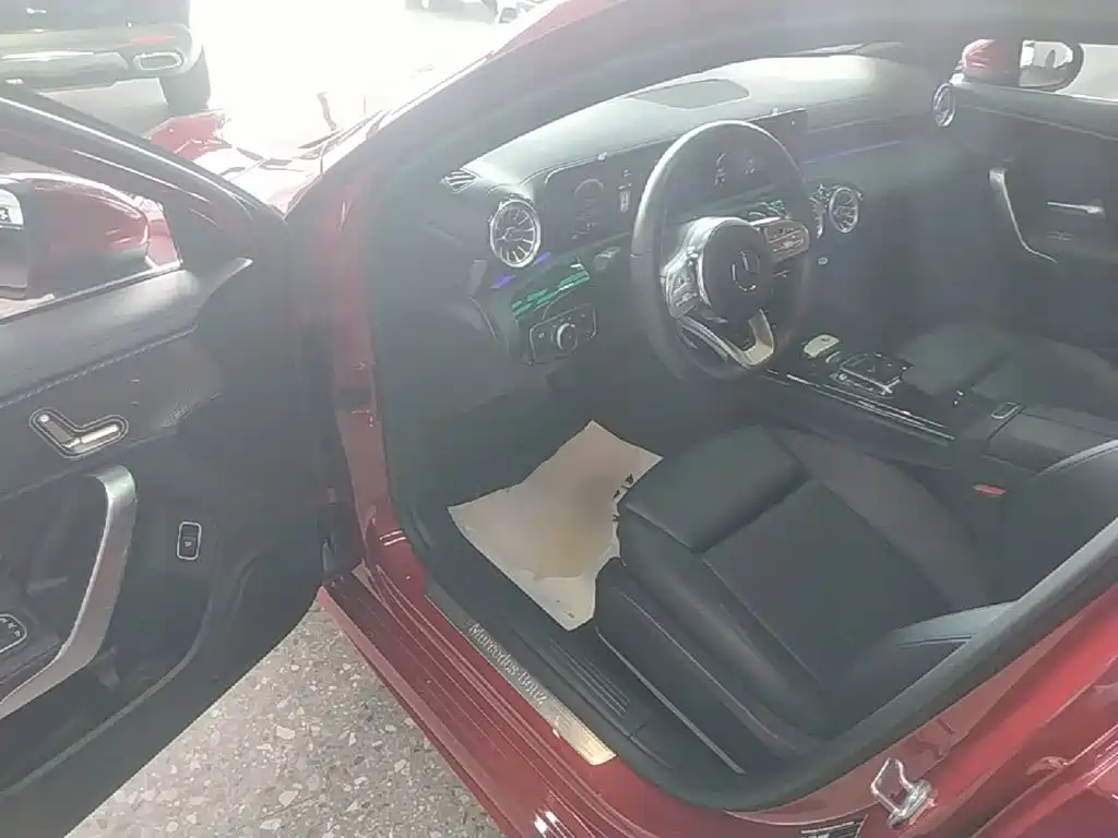 Mercedes-Benz A-Class — миниатюра 16